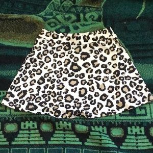 Children’s place leopard print stretchy skirt 10